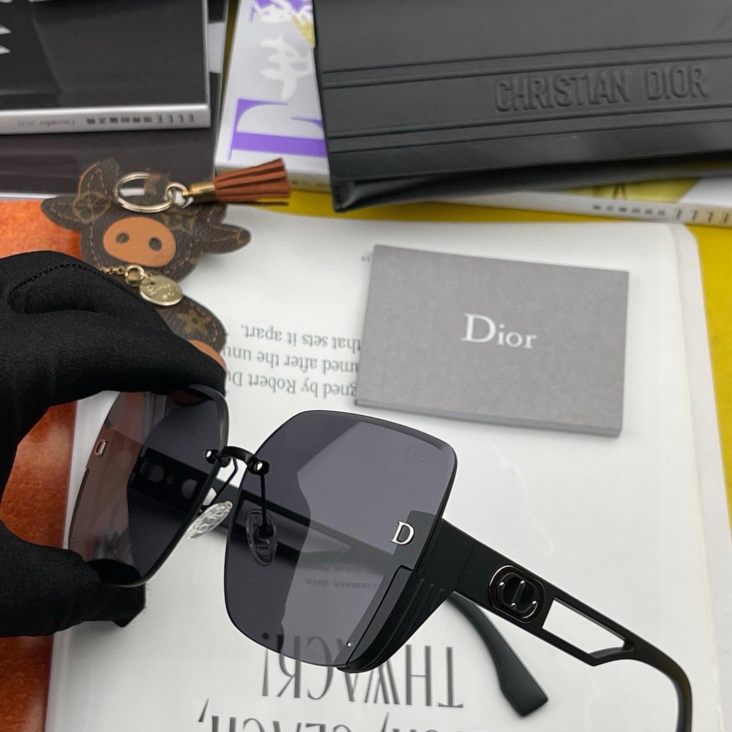 MONTAIGNE SUNGLASS IN ACETATE