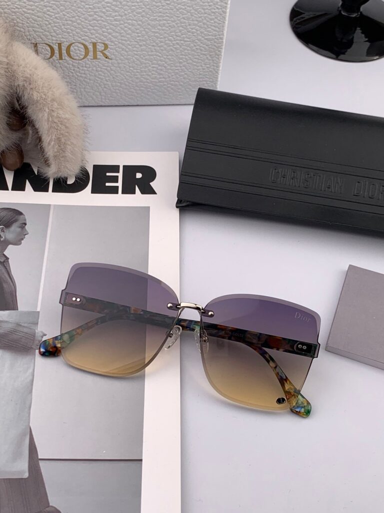 MONTAIGNE SUNGLASS IN MULTICOLOR ACETATE - Product Image 2
