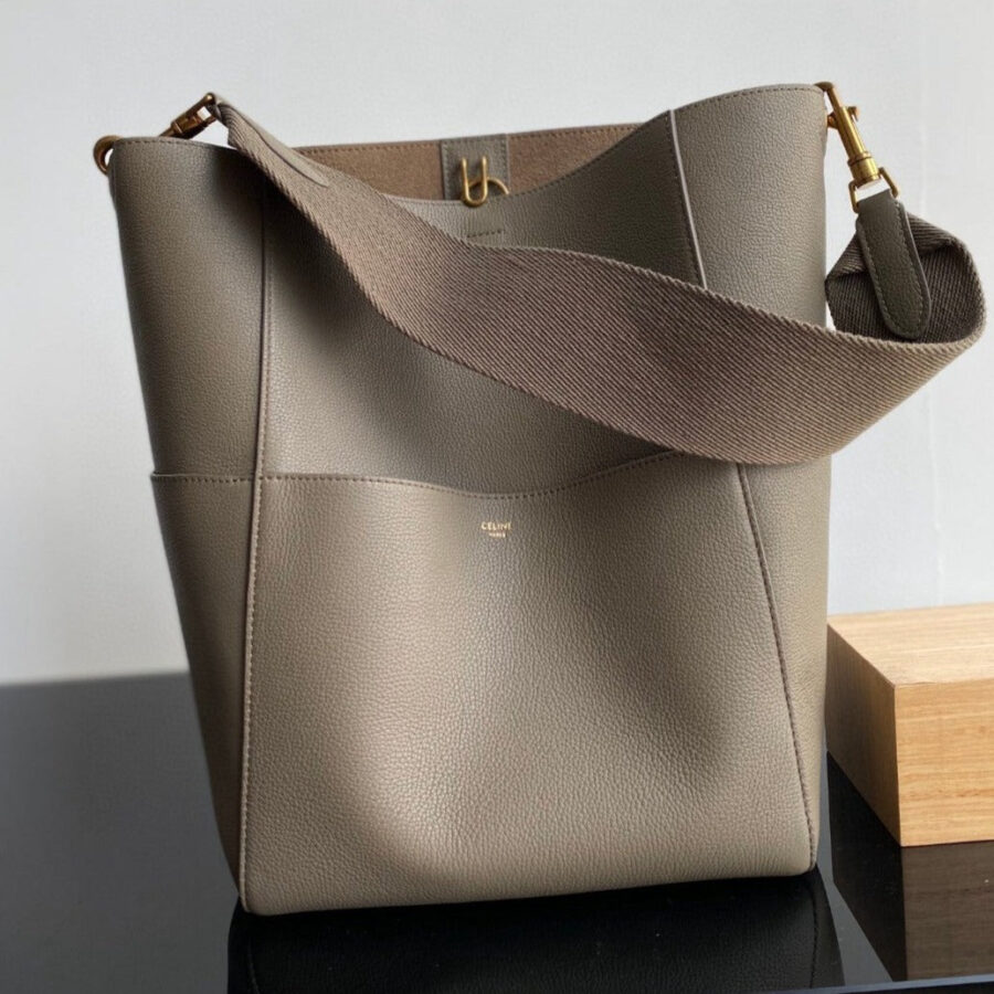 SANGLE SEAU BUCKET 33 BAG PEANUT BROWN CALFSKIN | Studio Nafay