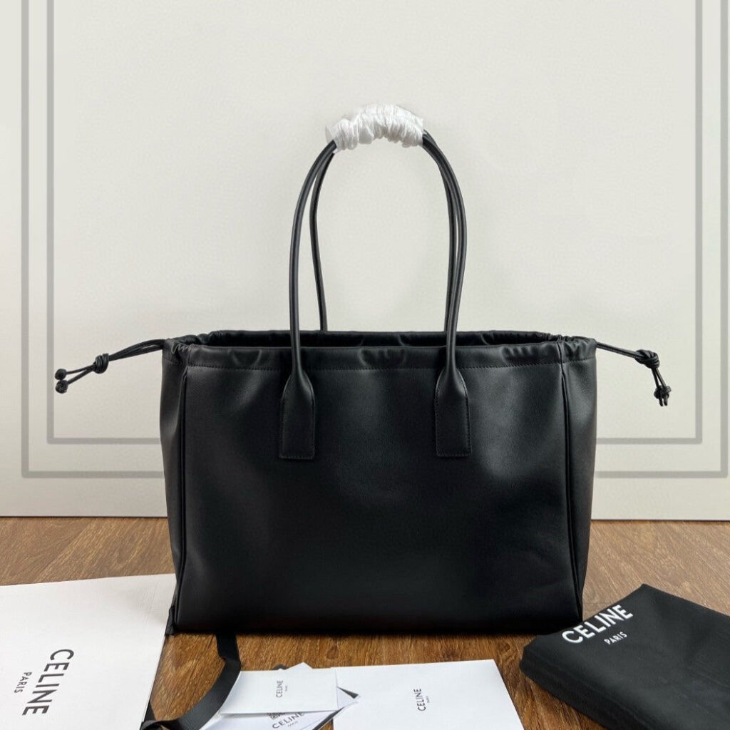CUIR TRIOMPHE 44 BLACK CALFSKIN - Product Image 2