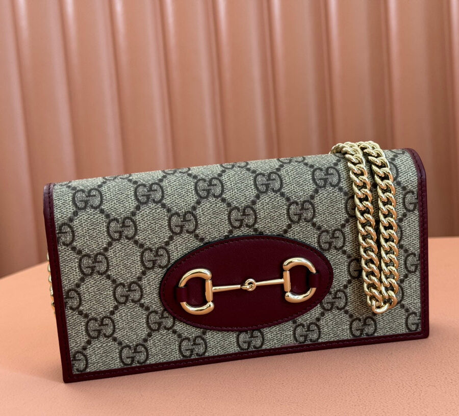 Gucci Horsebit Chain Wallet Beige mix Rosso Ancora red Canvas 244278 | Studio Nafay