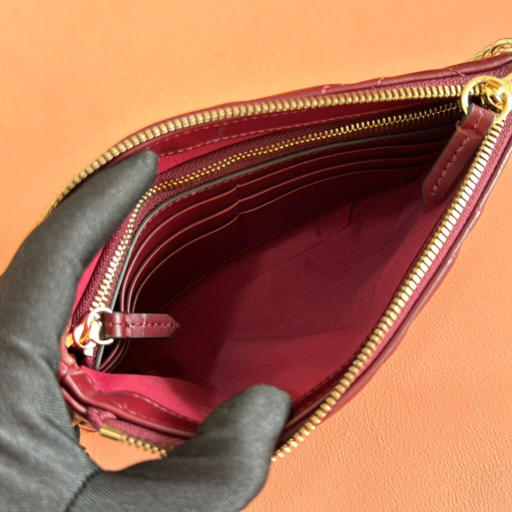 GG Marmont Pochette With Chain Rosso Ancora Red Cowhide 255062 - Product Image 2