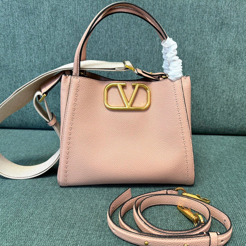 VALENTINO small handbag blush pink calfskin 538533 | Studio Nafay