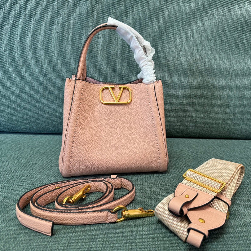 VALENTINO small 19 handbag blush pink calfskin 538535 | Studio Nafay