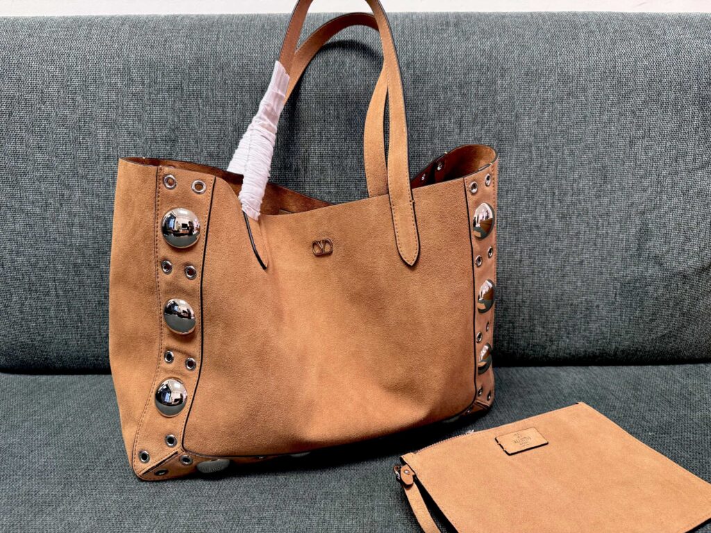 Valentino Garavani tote brown suede 555248 - Product Image 2