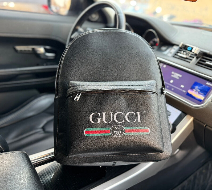 GUCCI GG BLACK LEATHER SHOULDER BAG BACKPACK | Studio Nafay
