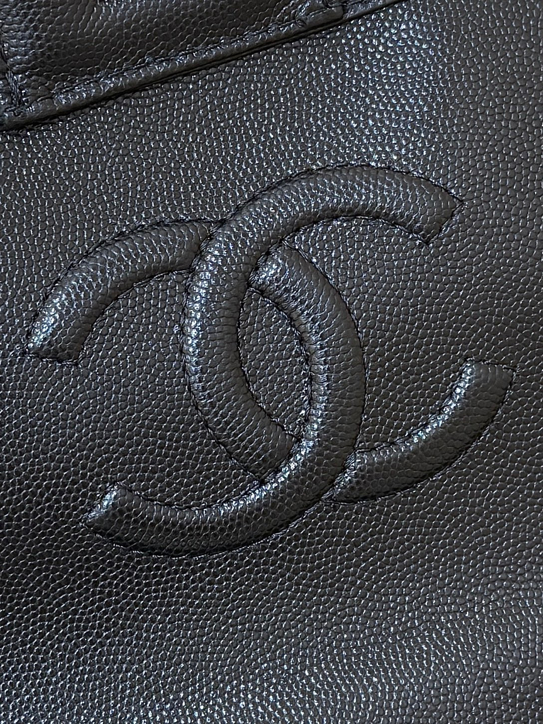 Chanel Four-Leaf Clover Bag 25cm Black Gold Caviar Leather 342125