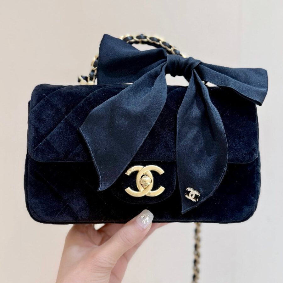 Chanel Flap Bag With Bow cm Black Velvet 345991 | Studio Nafay