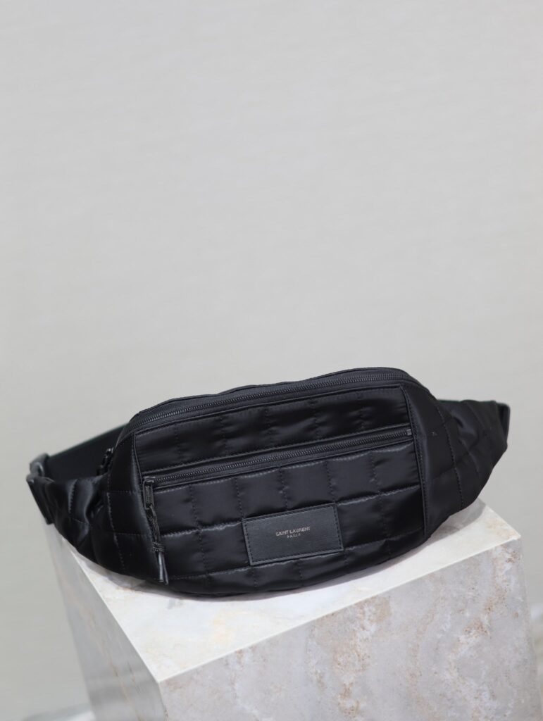 CROSSBODY BAG 24 IN BLACK PLAID NYLON - Product Image 2