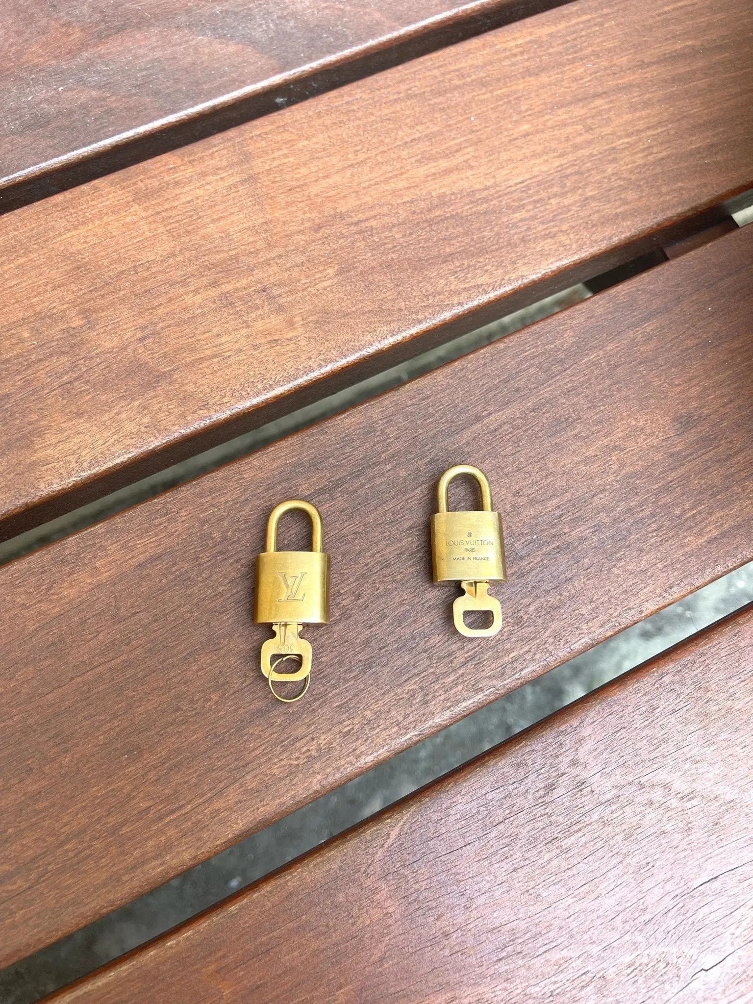 Louis Vuitton – Cadenas avec clé
