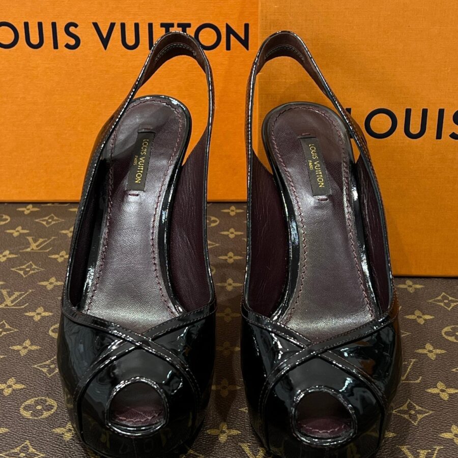 Louis Vuitton - escarpins plateforme cuir vernis bordeaux
