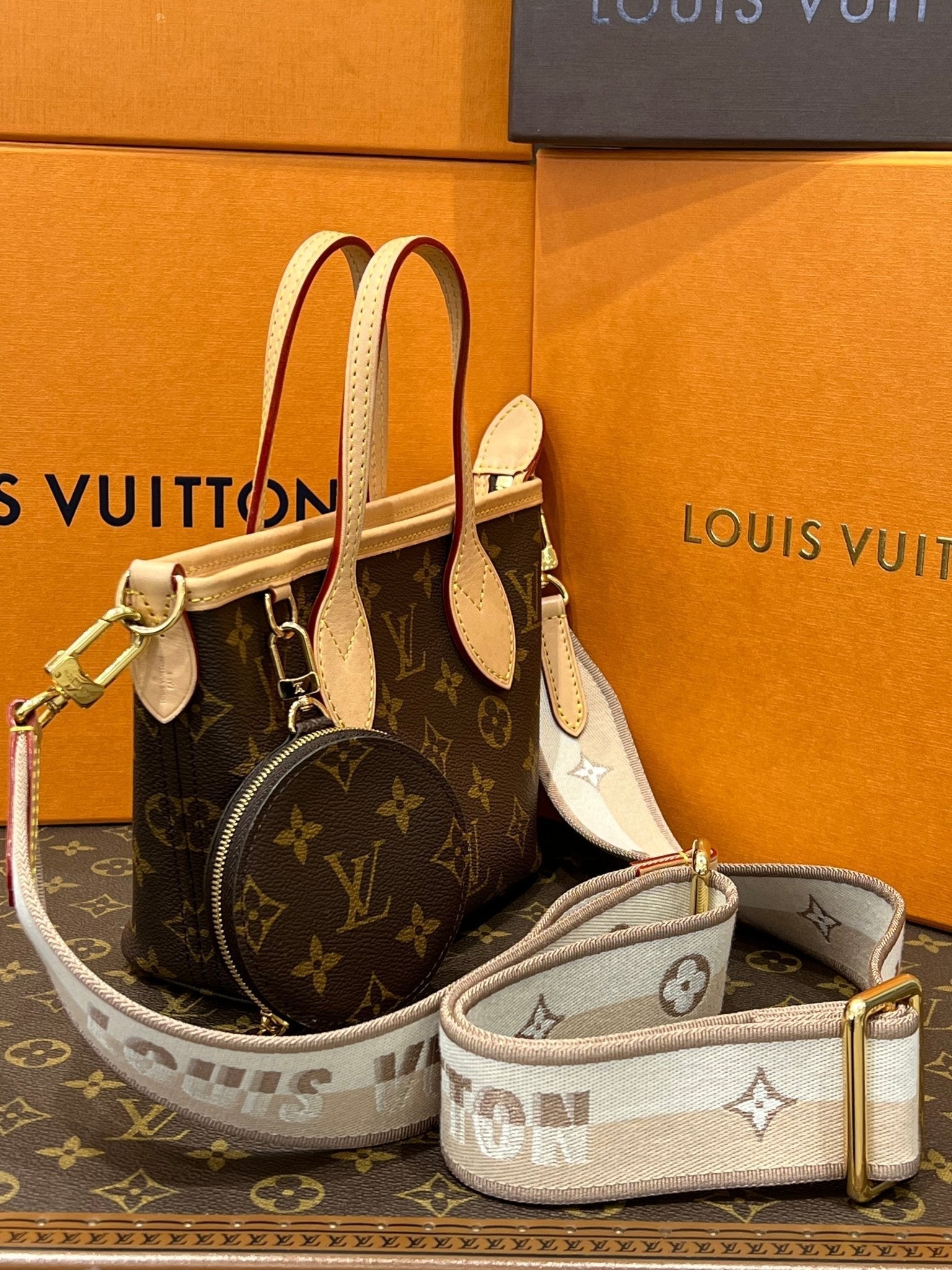 Louis Vuitton – neverfull bb toile monogramme