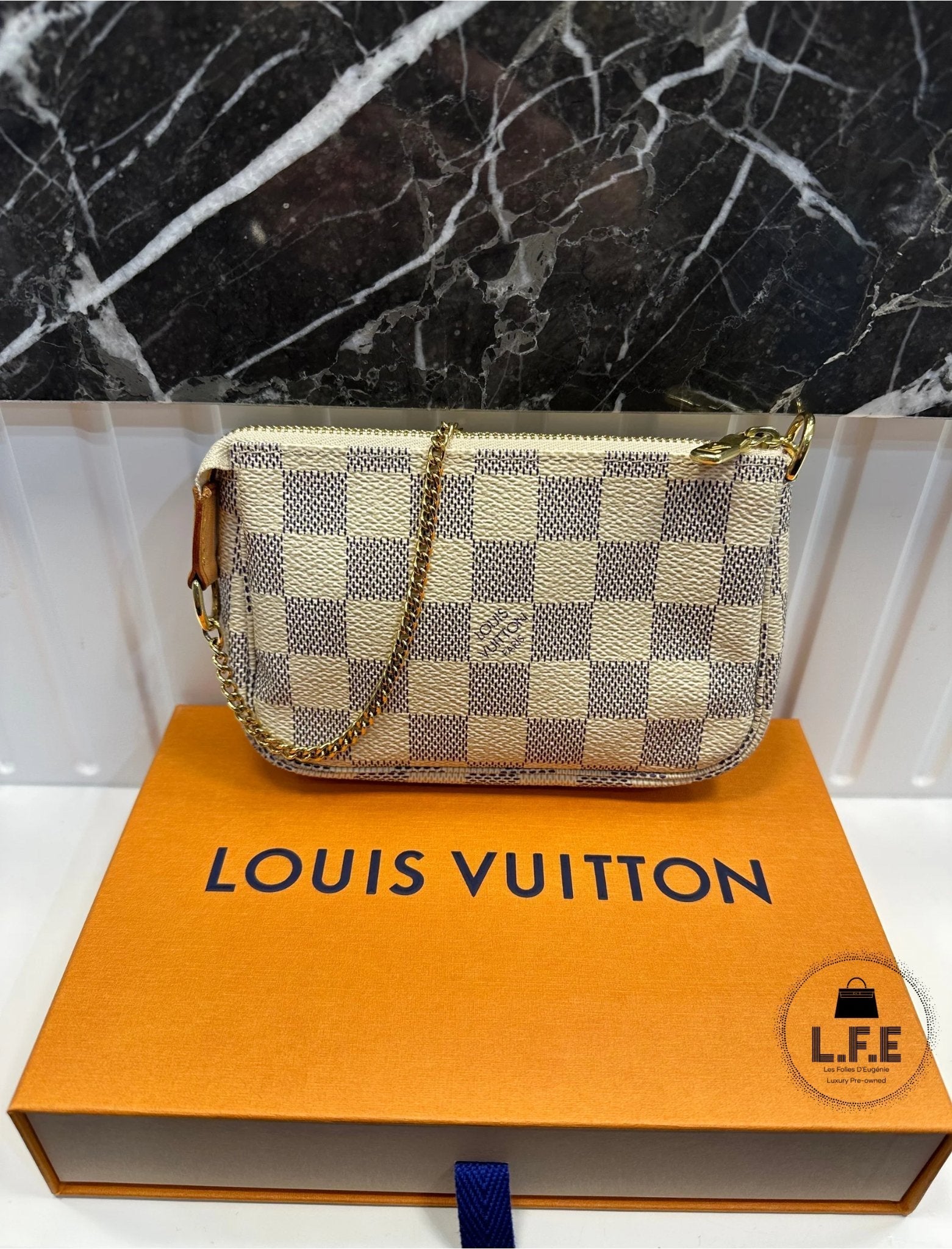 Louis Vuitton – Sac Pochette Accessoires Mini