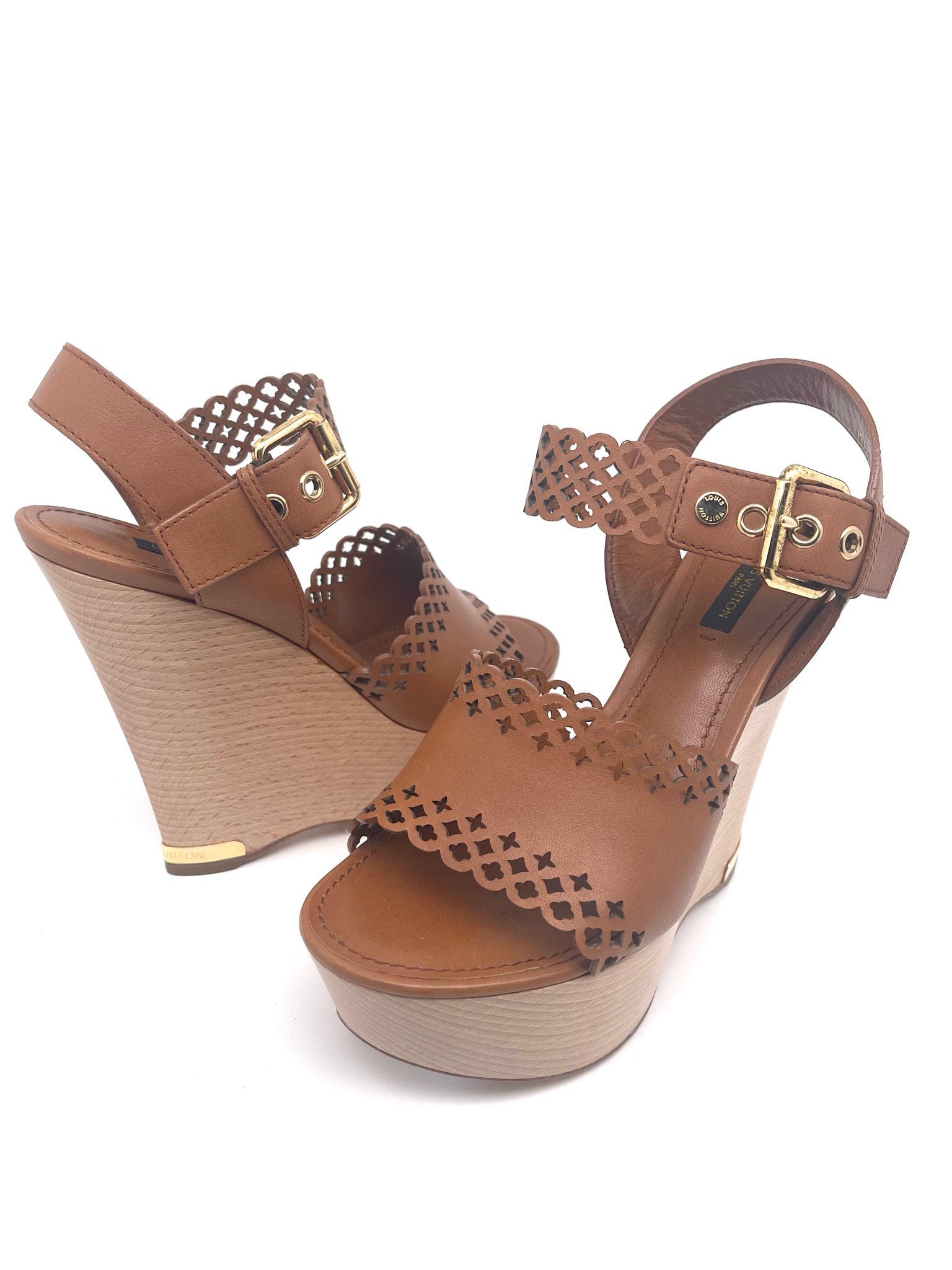 Louis Vuitton – Talons compensés T.37,5