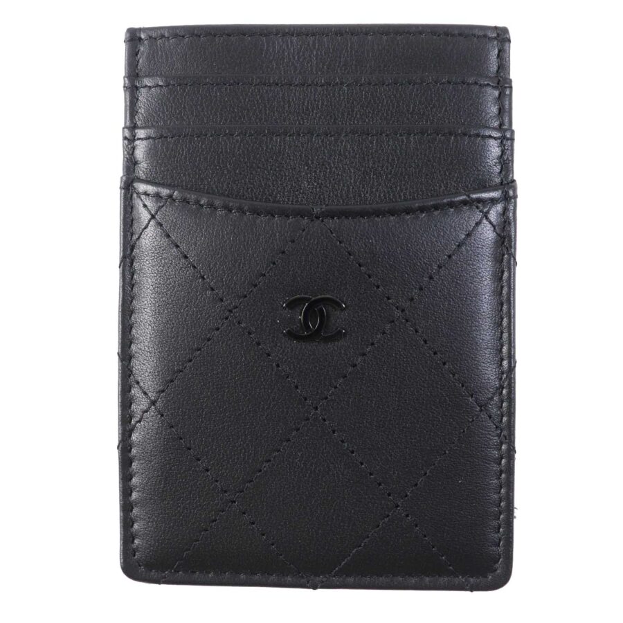 CHANEL Card Case Lamb leather black Matrasse | Studio Nafay