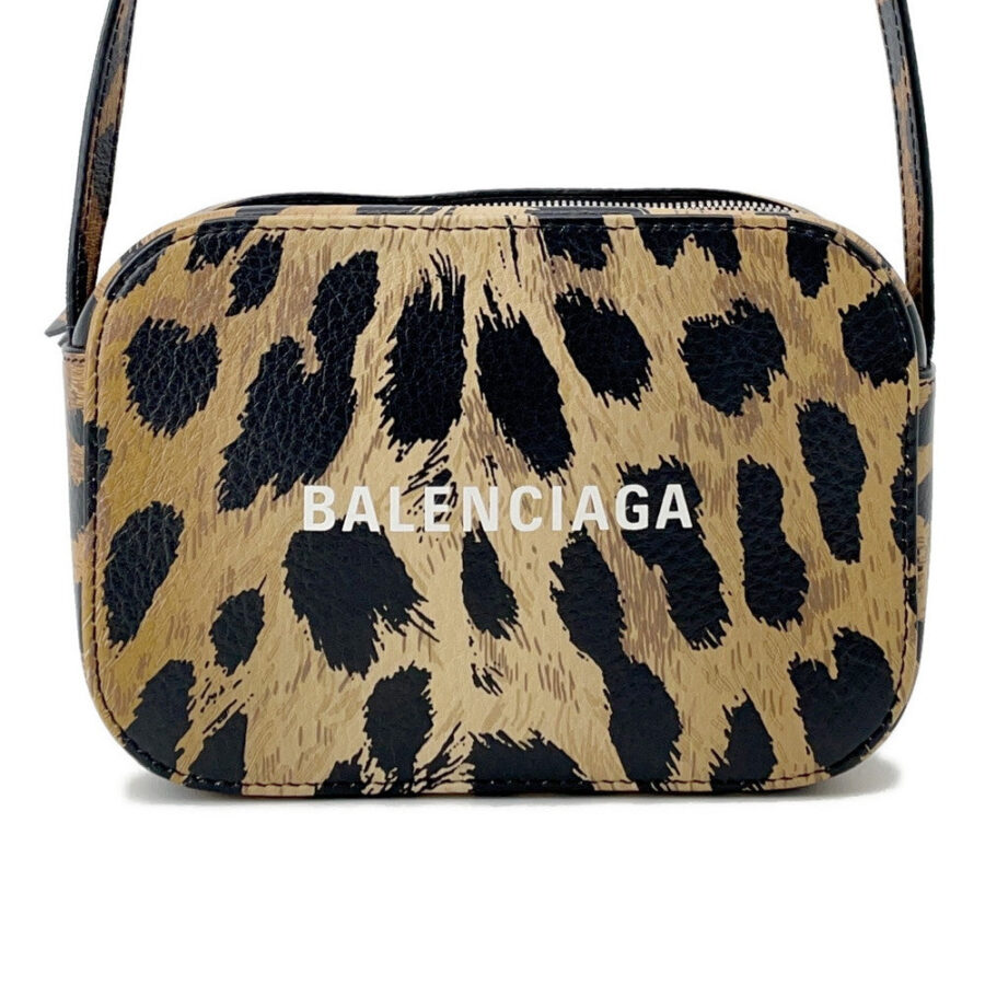 BALENCIAGA Everyday Camera Bag Leopard Pattern Beige/Black552372 Leather Size XS | Studio Nafay