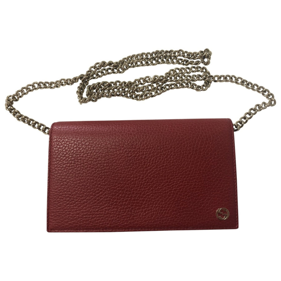 Gucci betty red leather clutch bag | Studio Nafay