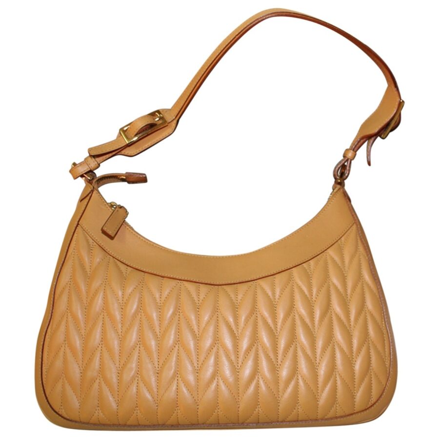 Gucci camel leather handbag | Studio Nafay