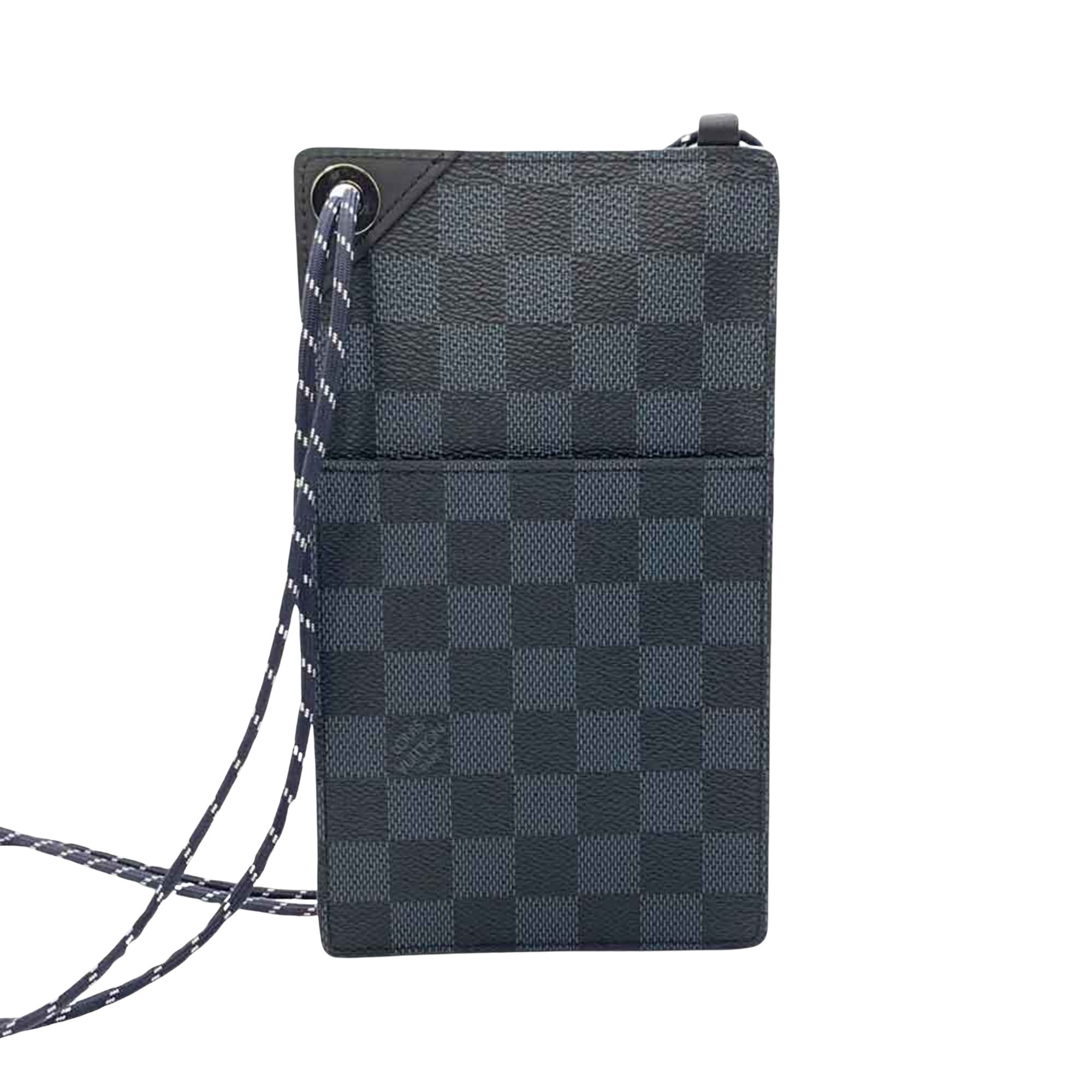 LOUIS VUITTON America’s Cup Clutch Bag
