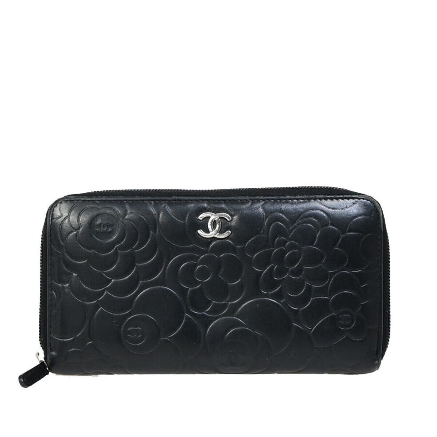 Chanel Leather Handbag Style 90 | Studio Nafay
