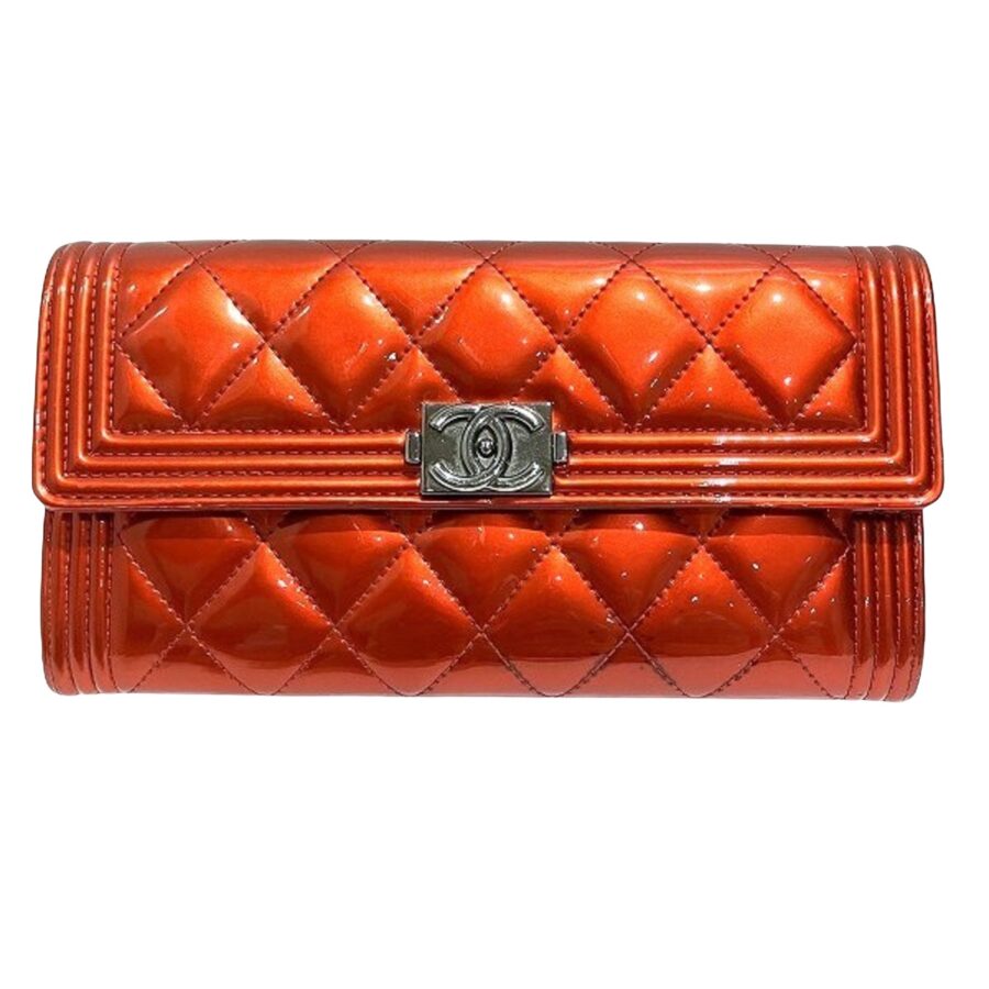 Chanel Leather Handbag Style 101 | Studio Nafay