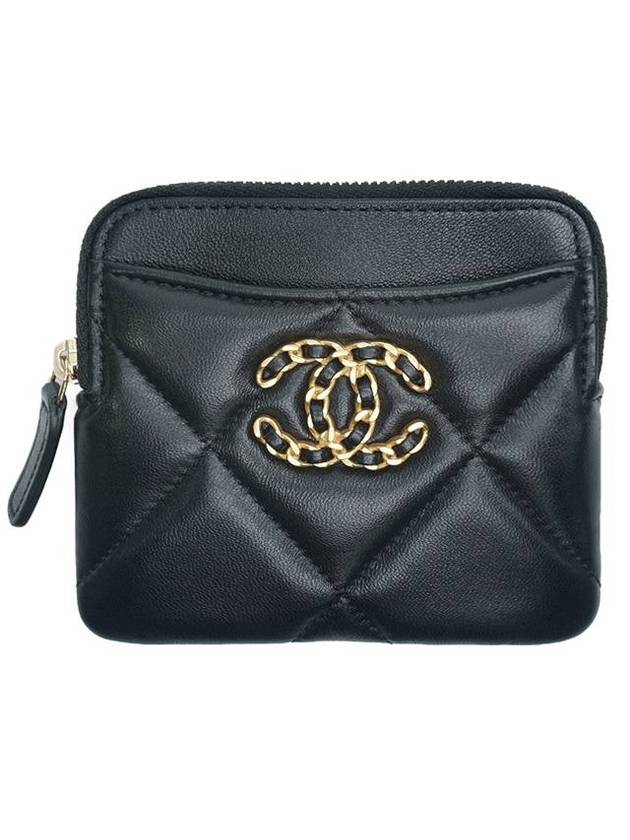 Nineteen Gold CC Logo Lambskin Zipper Card Wallet Black Chanel | Studio Nafay