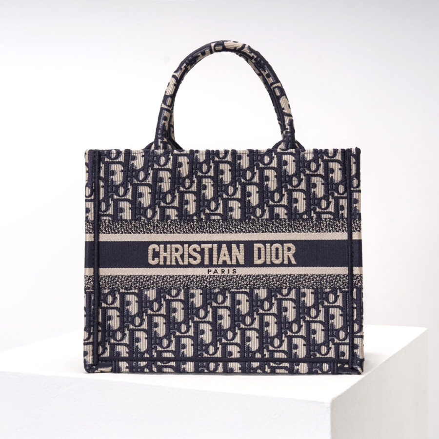 Book Tote CHRISTIAN mini 26.5cm Oblique blue-3 Embroidery Handbag | Studio Nafay