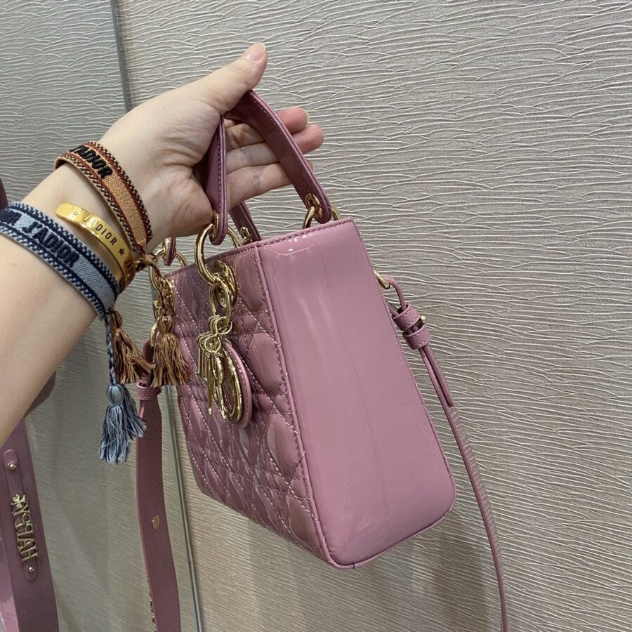 MEDIUM ULTRAMATTE BAG 20 PINK PATENT CALFSKIN | Studio Nafay