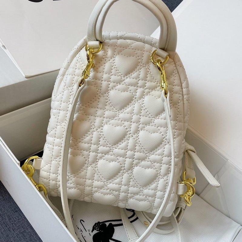 SMALL BACKPACK WHITE CANNAGE LAMBSKIN | Studio Nafay