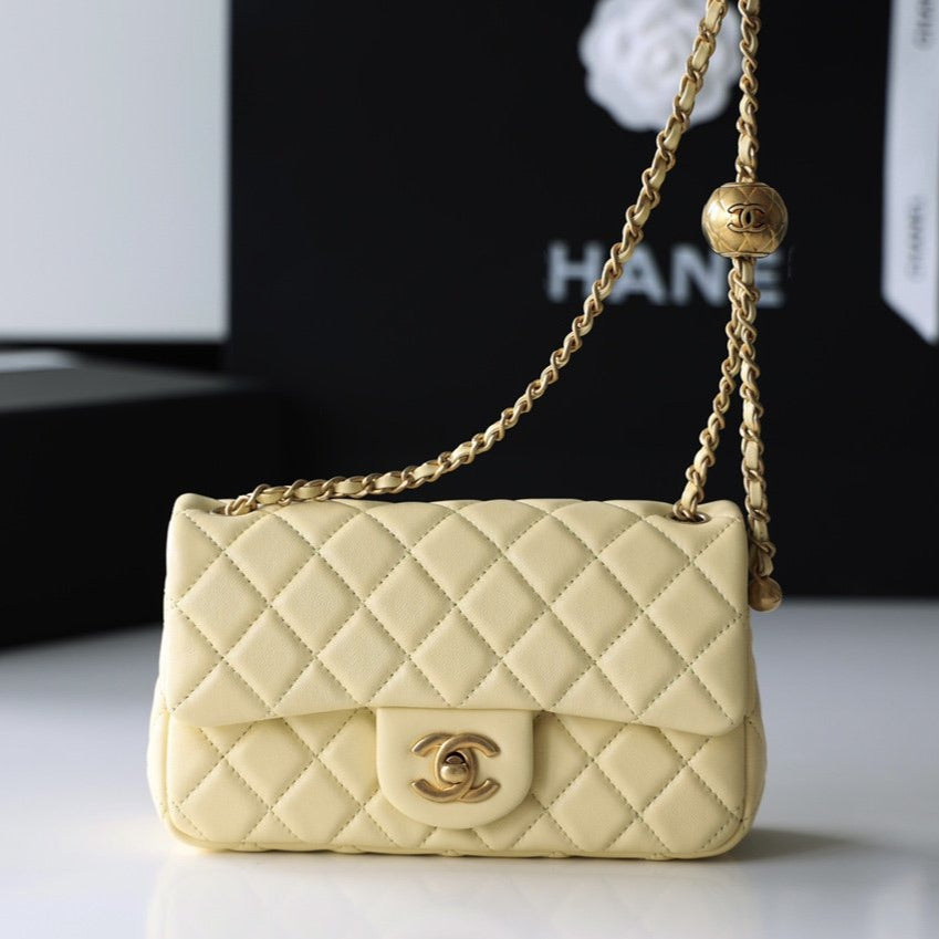 FLAP BAG 20CM YELLOW LAMBSKIN GOLD HARDWARE | Studio Nafay