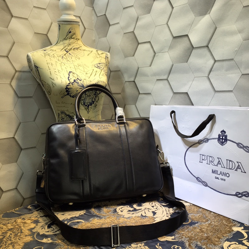 BRIEFCASE 38 IN BLACK SMOOTH LAMBSKIN | Studio Nafay