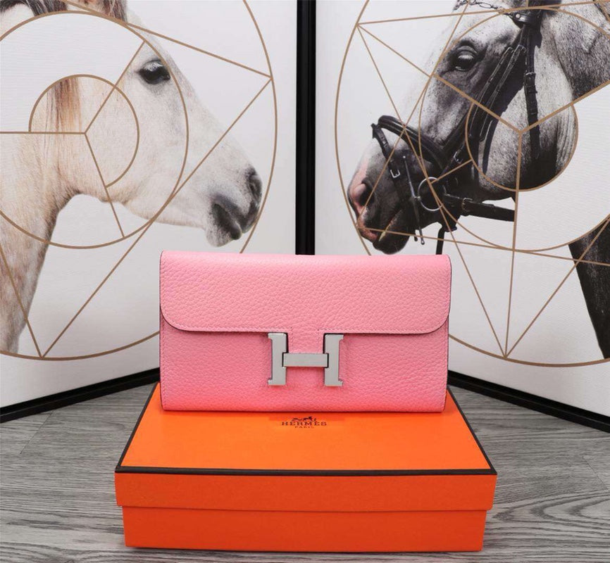 HM CLUTCH CONSTANCE 20.5 LIGHT PINK CALFSKIN SILVER HARDWARE | Studio Nafay