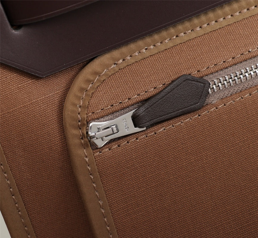 HM HERBAG ZIP 31 BROWN AND CHOCOLATE CANVAS | Studio Nafay