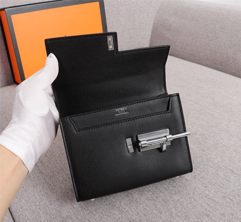 HM VERROU MINI BAG 17 BLACK CALFSKIN | Studio Nafay