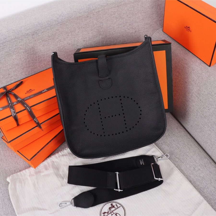 HM EVELYNE BAG 28 BLACK TOGO | Studio Nafay