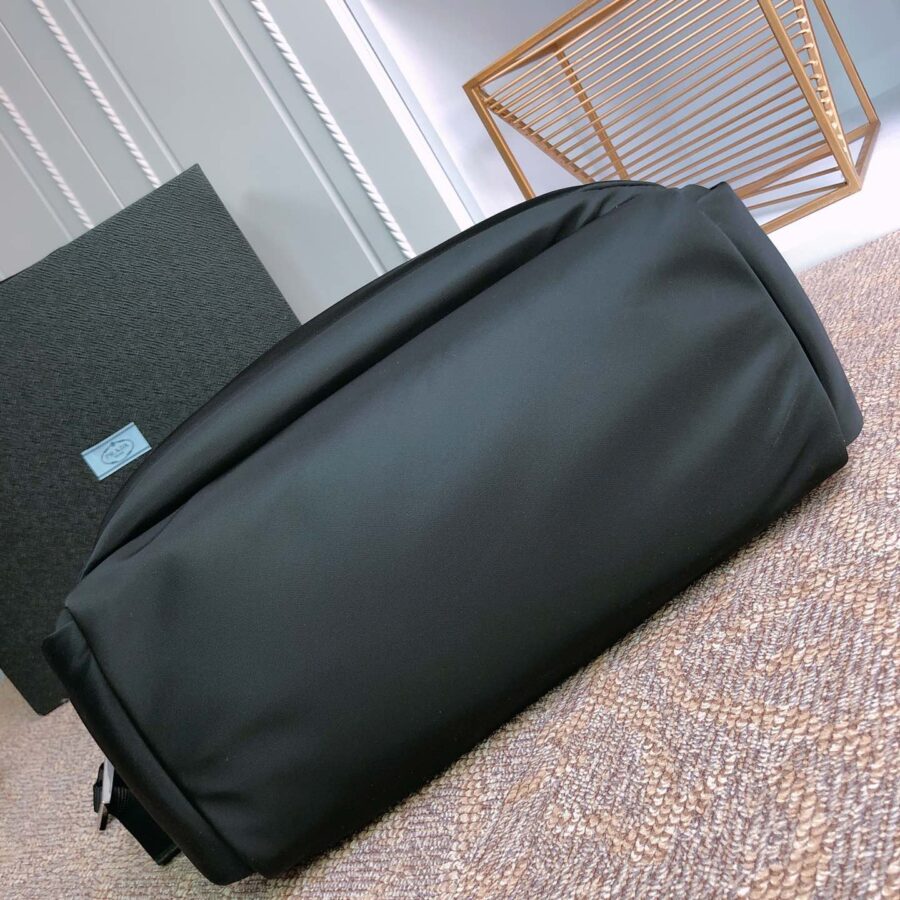 TOTE BAG 38 IN BLACK RE-NYLON AND SAFFIANO LEATHER TRIM | Studio Nafay