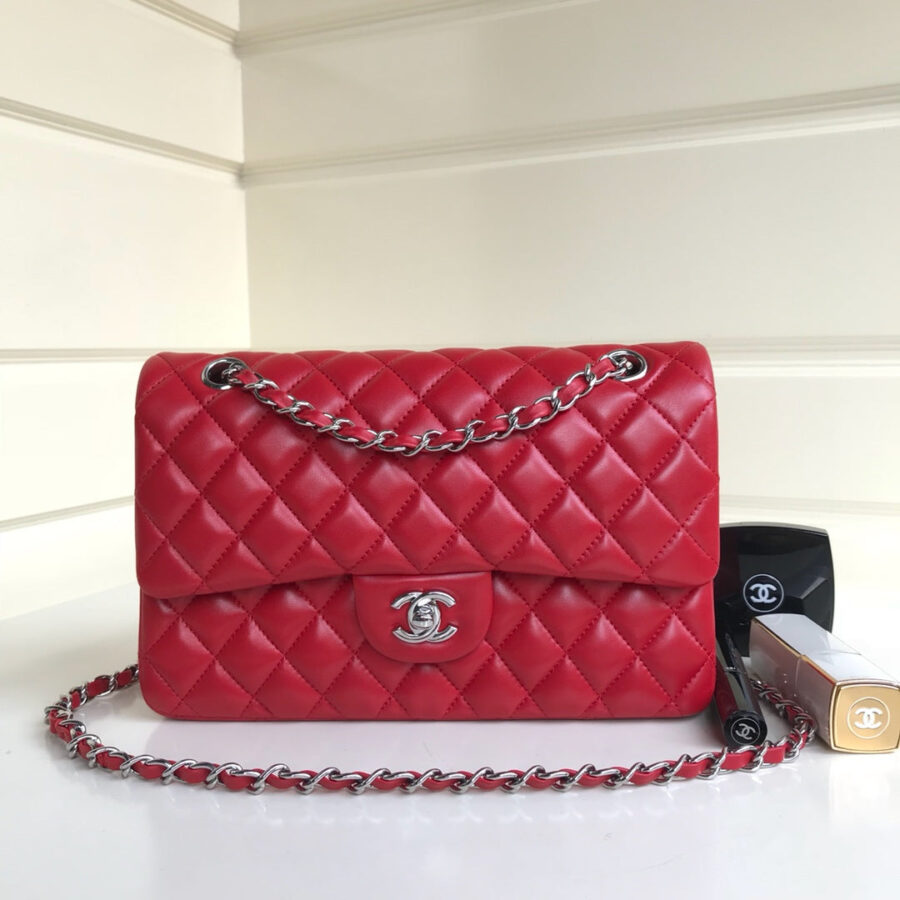 FLAP BAG MEDIUM 25CM RED LAMBSKIN SILVER HARDWARE | Studio Nafay
