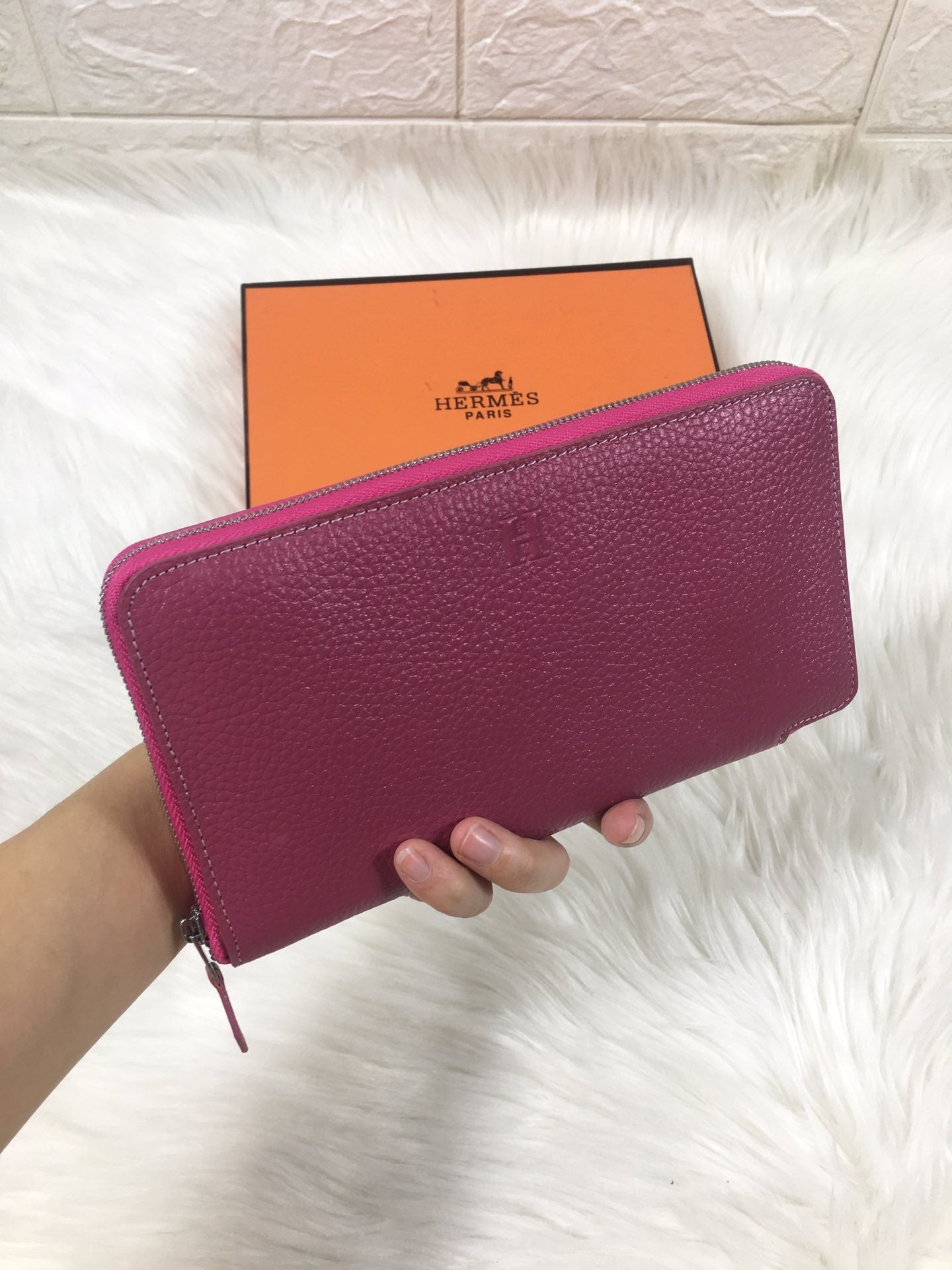 HM SILK’IN CLASSIC WALLET 20 BURGUNDY GRAINED CALFSKIN