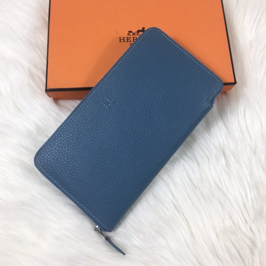 HM SILK'IN CLASSIC WALLET 20 CERULEAN GRAINED CALFSKIN | Studio Nafay