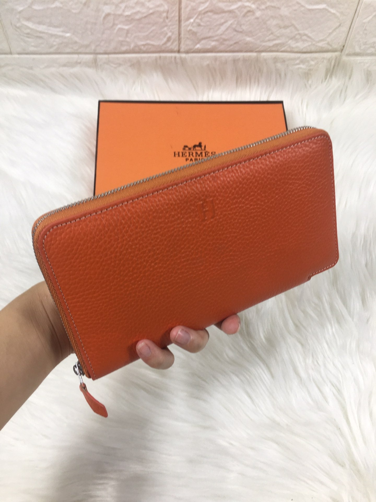 HM SILK’IN CLASSIC WALLET 20 ORANGE GRAINED CALFSKIN