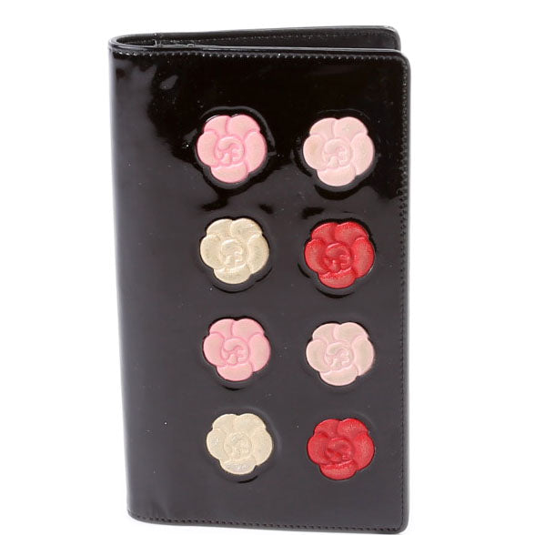 Chanel Timless CC Camellia Flower Pallet Patent Yen Wallet 12M Black/Multicolor | Studio Nafay