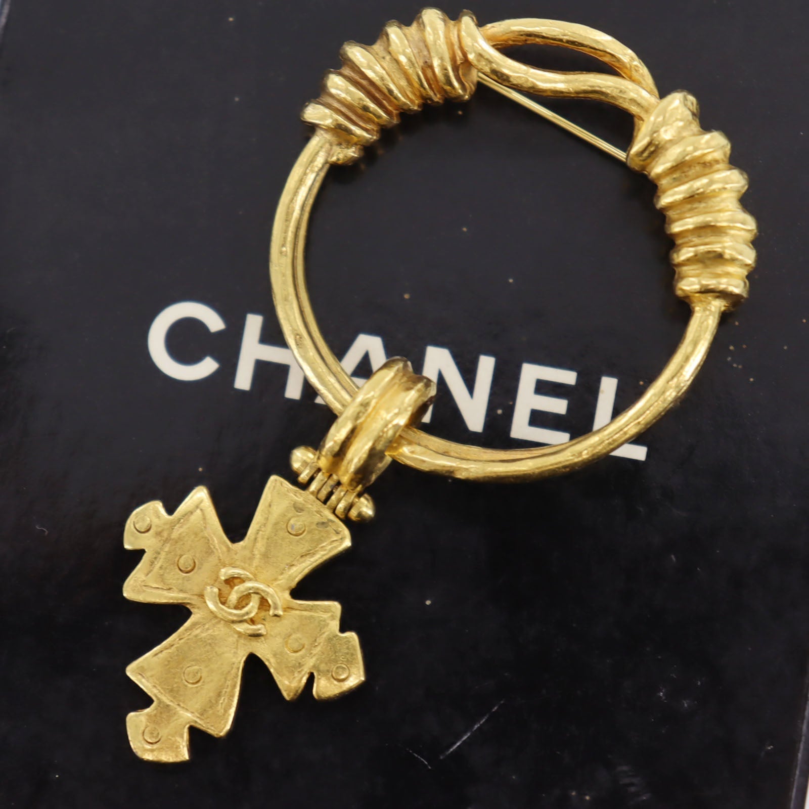 Chanel Gold Round Cross Handbag