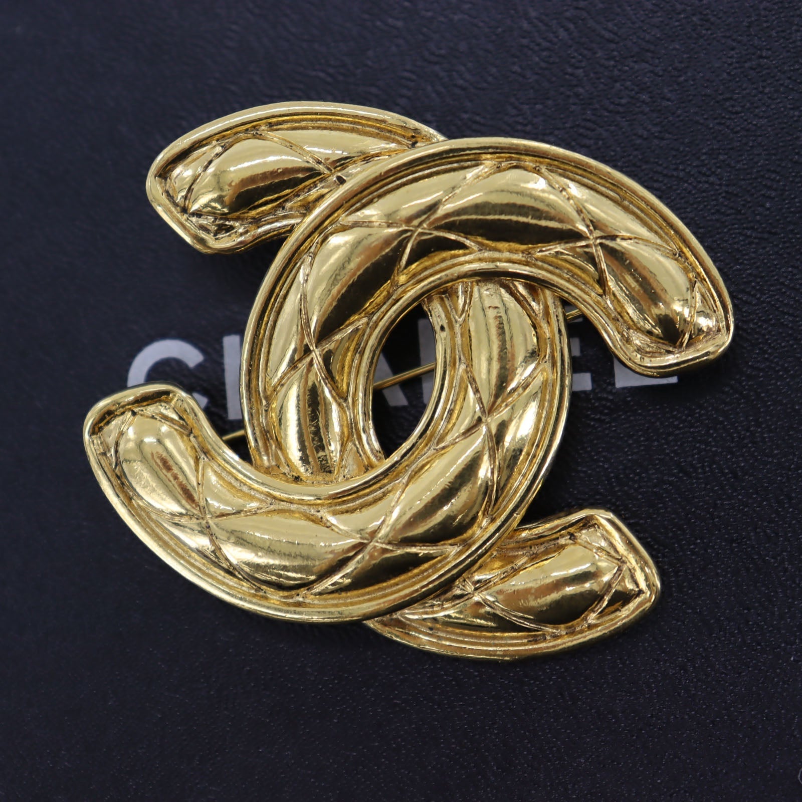 Chanel Matelassé Gold Logos Handbag 2