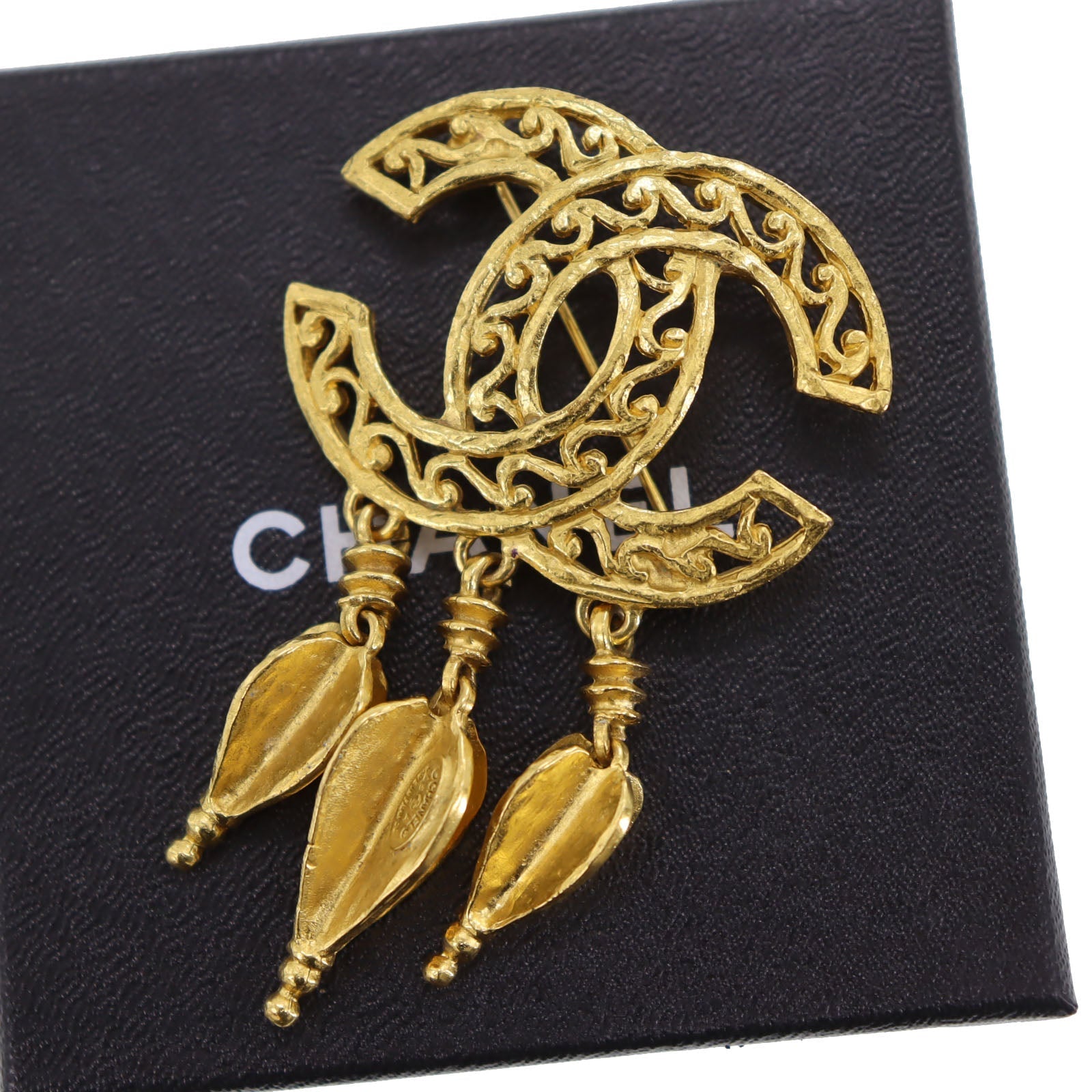 Chanel Gold Logos Pin Brooch Handbag 9