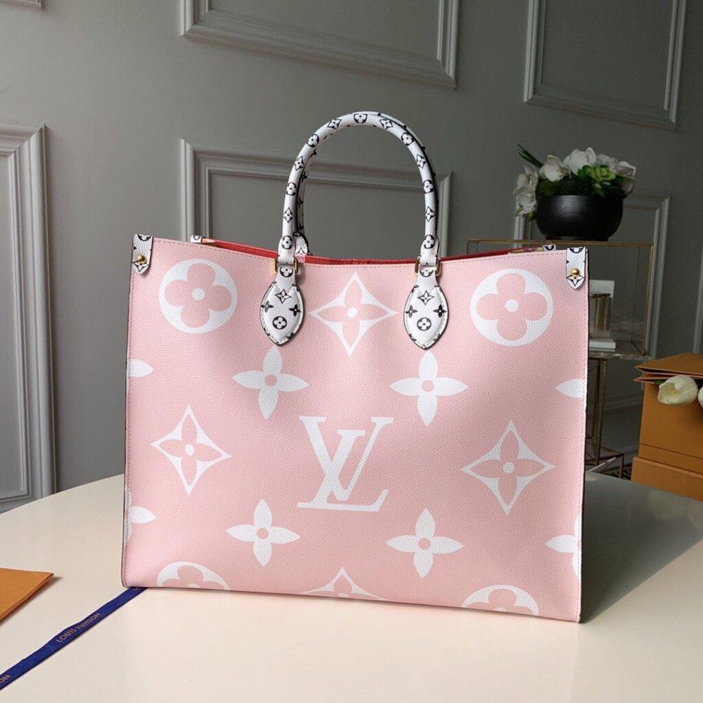 Louis Vuitton ON THE GO GM - Product Image 2