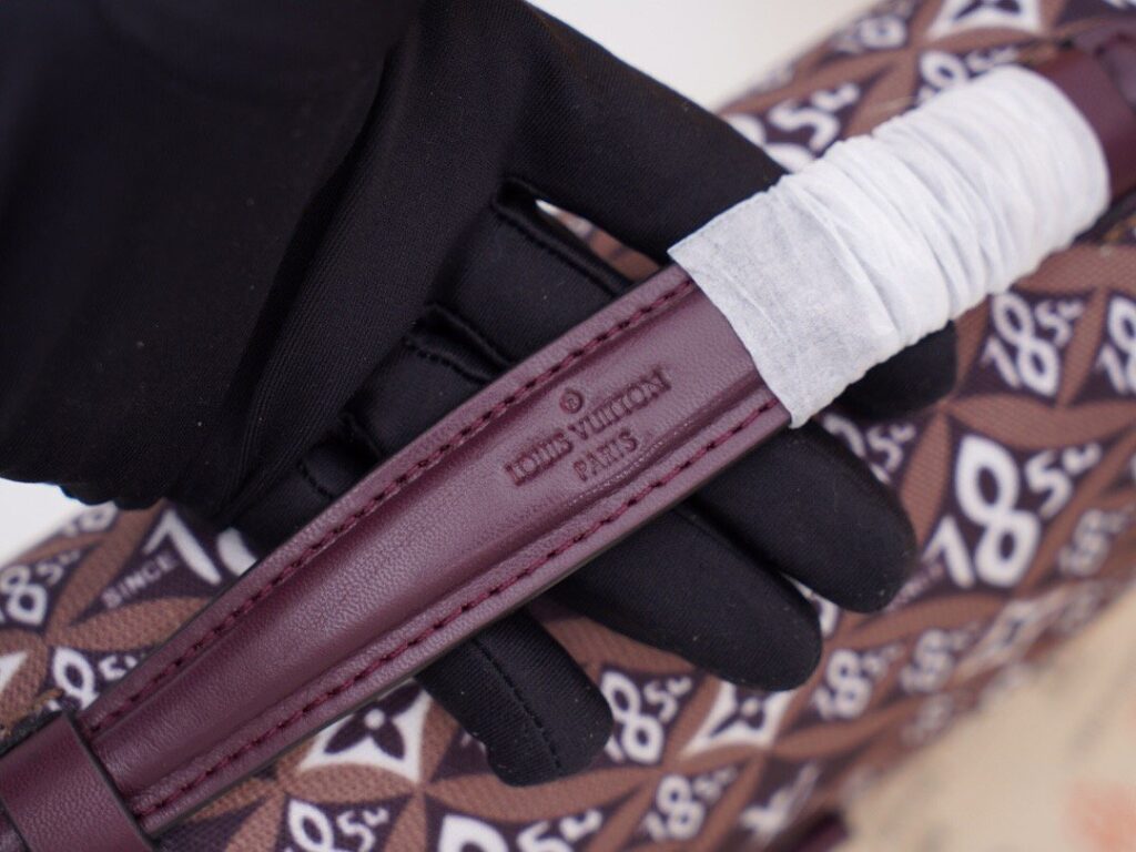 Designer Handbags Louis Vuitton 130 - Product Image 2