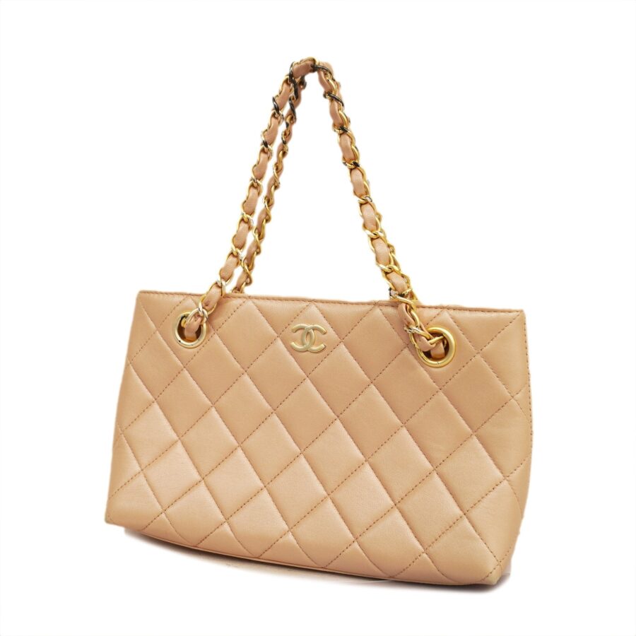 CHANEL Matelasse Women's Leather Handbag Light Pink | Studio Nafay