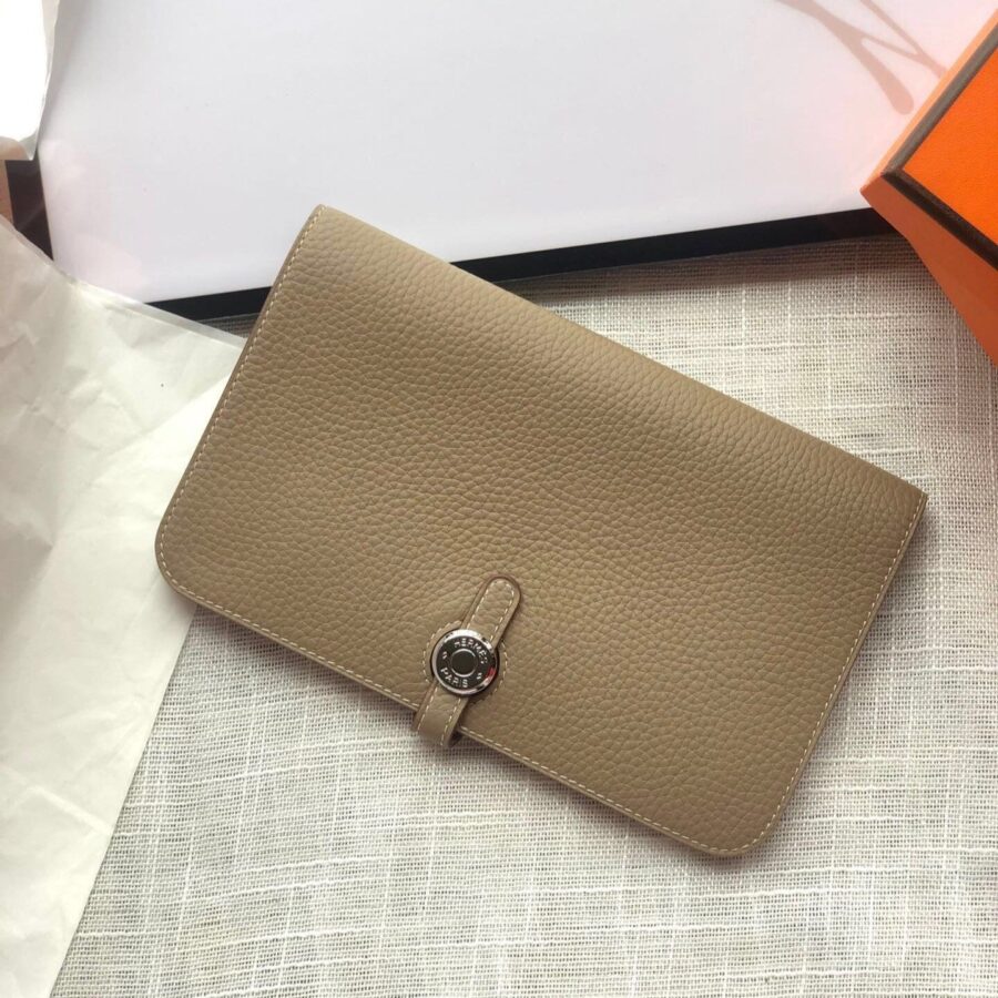 HM Dogon Wallet 20 KHAKI Togo Shw | Studio Nafay