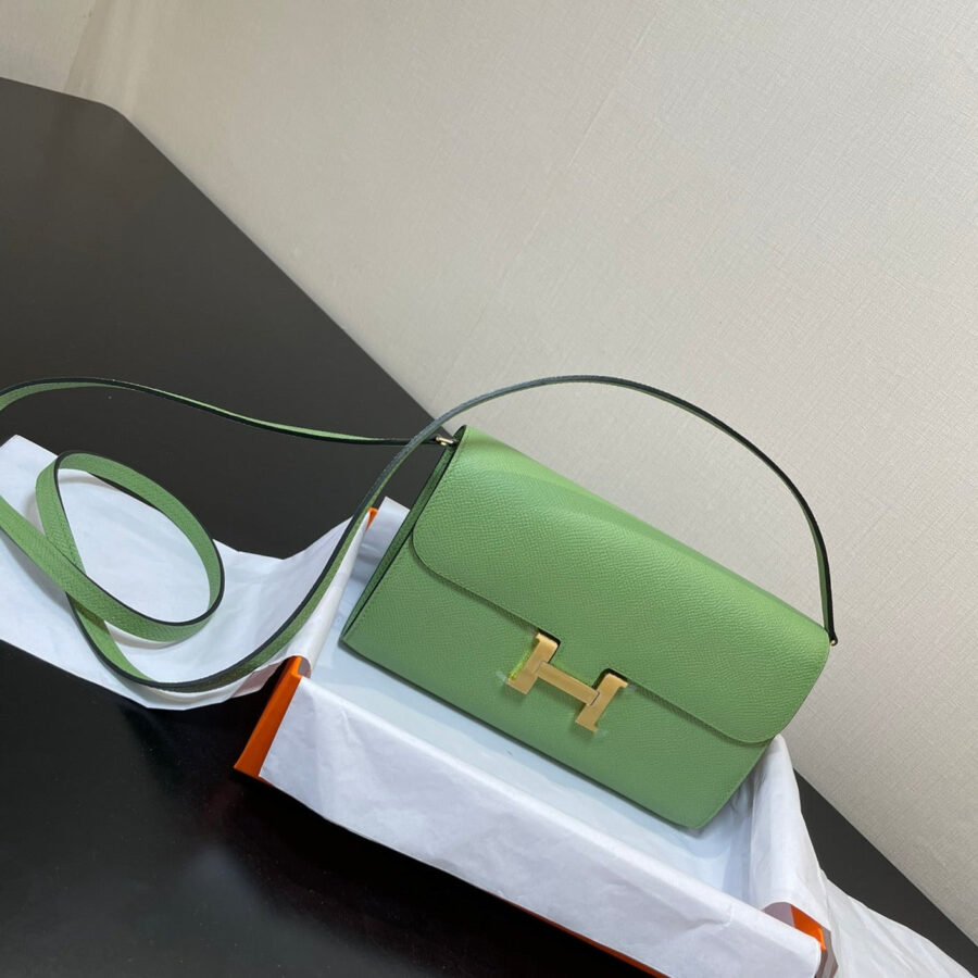 CONSTANCE TO GO 20.5 GREEN EPSOM GOLD HARDWARE | Studio Nafay