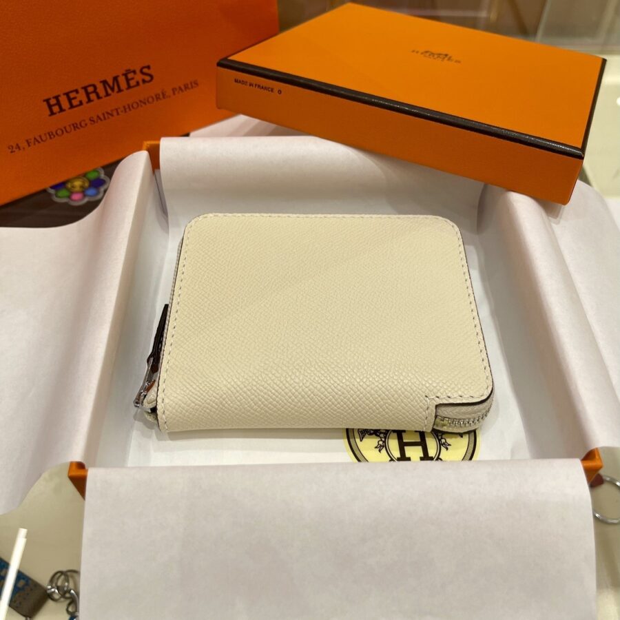 HM Compact Wallet 11.5 Ivory Epsom | Studio Nafay